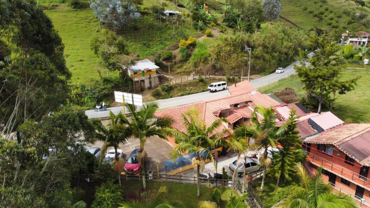 Hotel El Potrillo El Penol  Buitenkant foto